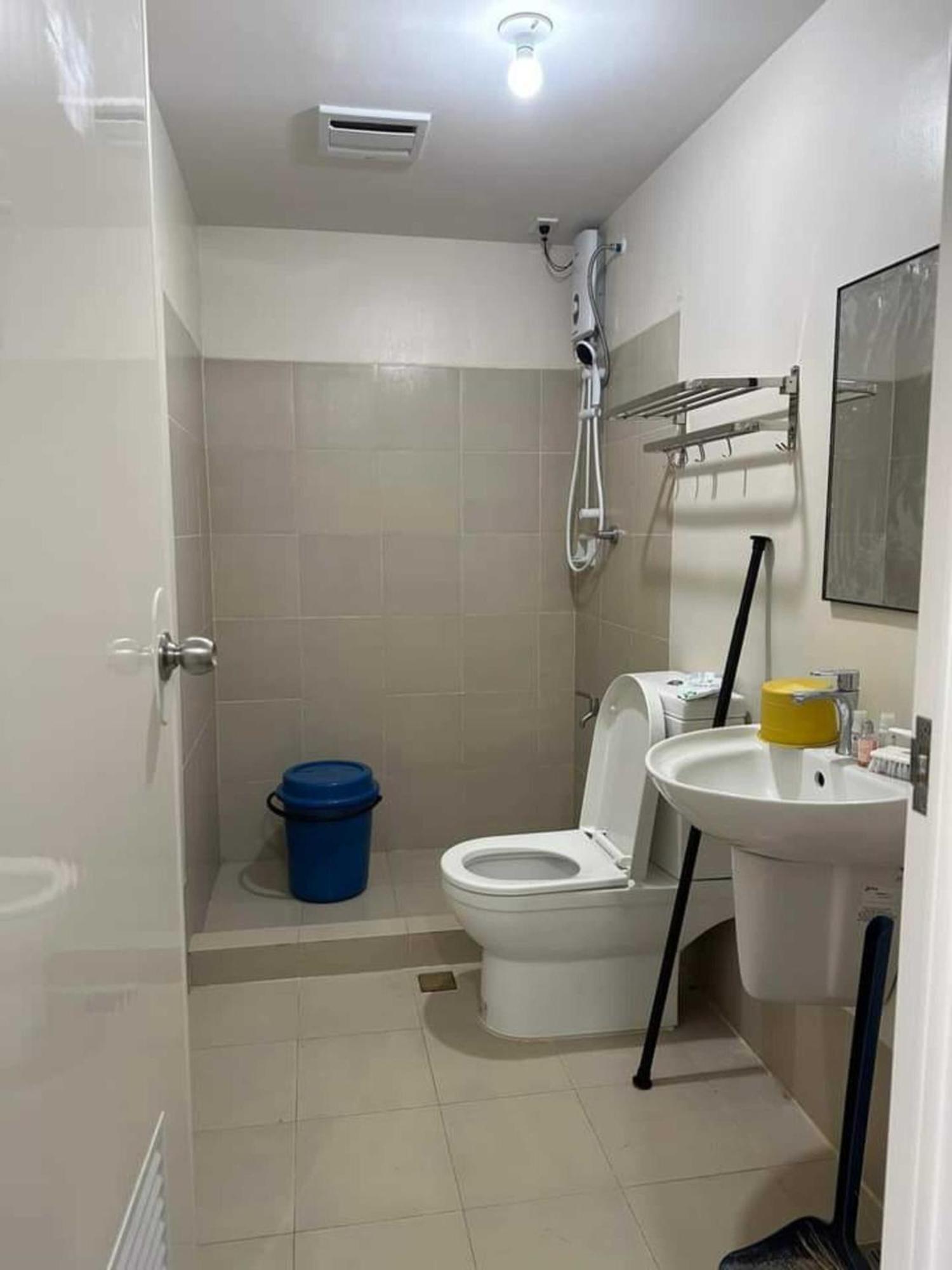 Fullerton Suites Puting Kahoy Esterno foto